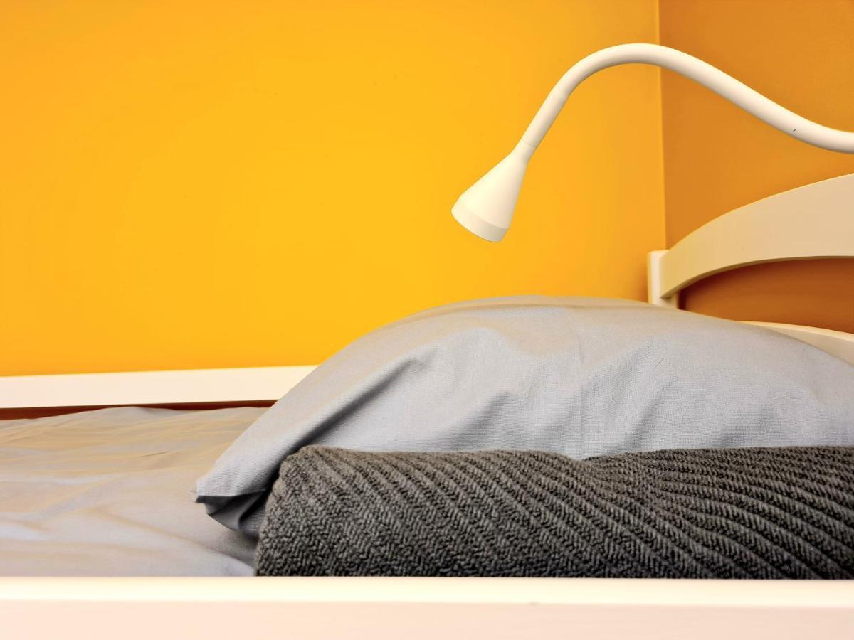 Railway Bed Hostel Κάουνας Εξωτερικό φωτογραφία