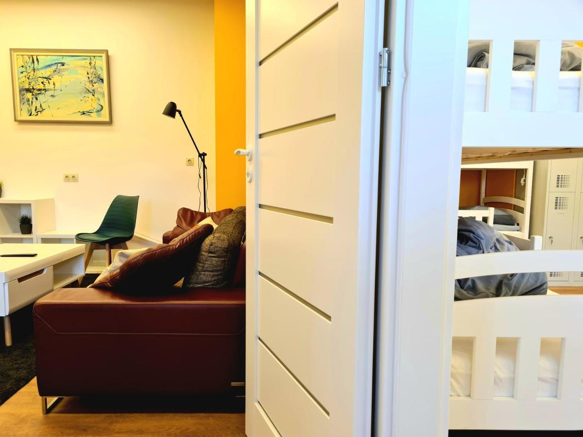 Railway Bed Hostel Κάουνας Εξωτερικό φωτογραφία