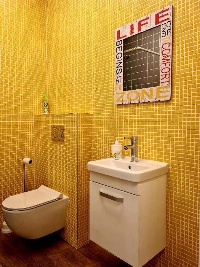 Railway Bed Hostel Κάουνας Εξωτερικό φωτογραφία