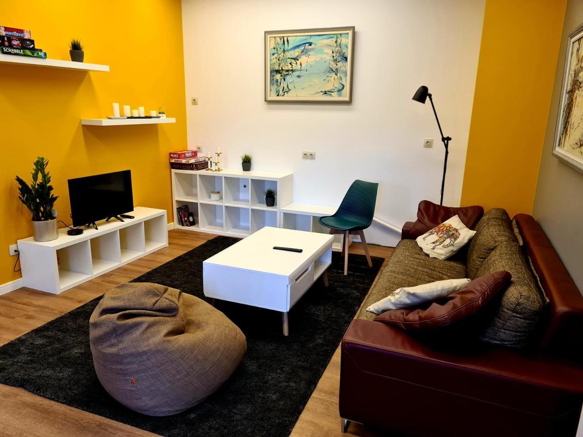 Railway Bed Hostel Κάουνας Εξωτερικό φωτογραφία