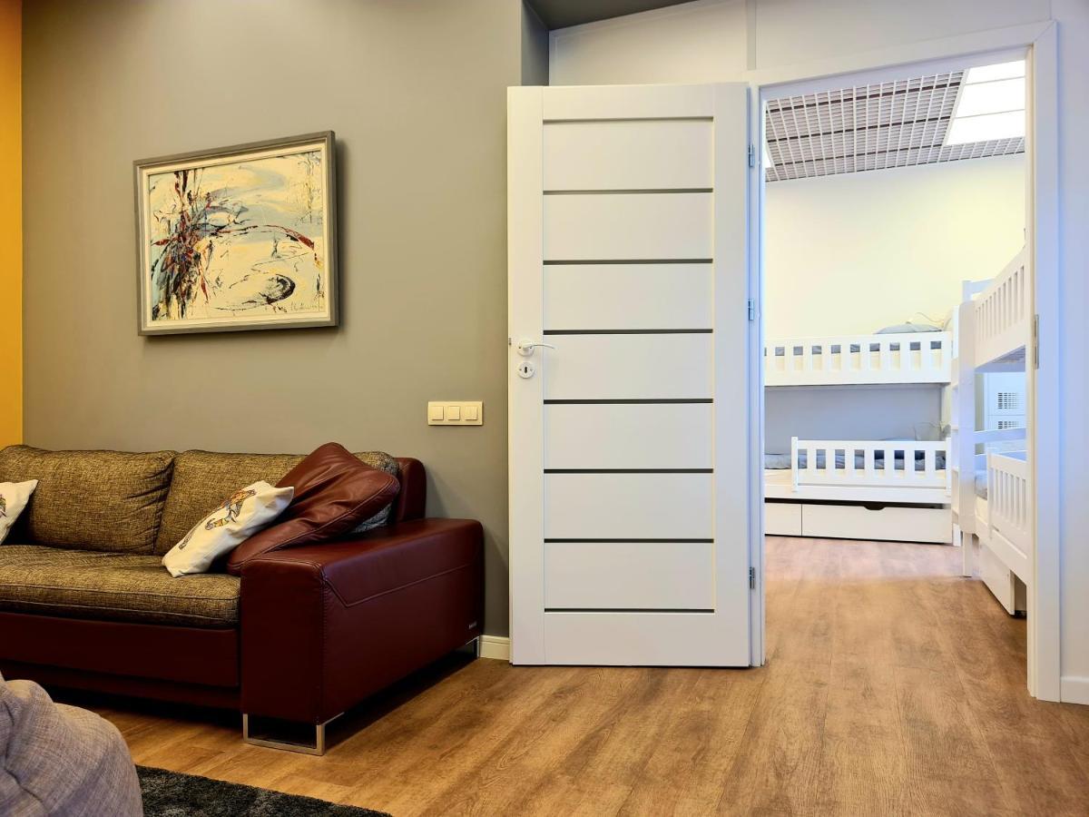 Railway Bed Hostel Κάουνας Εξωτερικό φωτογραφία